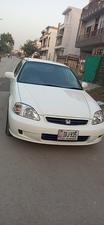 ہونڈا سوک - 2000
