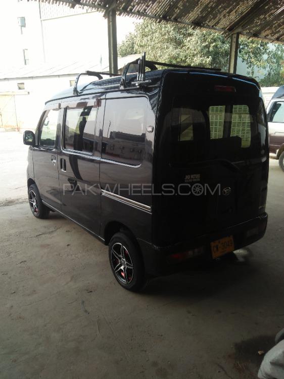 Daihatsu Hijet 2011 for Sale in Karachi Image-1