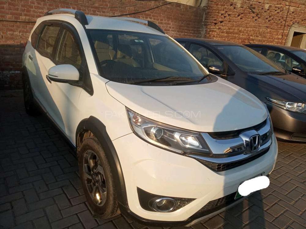 Honda BR-V 2017 for Sale in Gujranwala Honda BR-V 2017 for Sale in Gujranwala Image-2