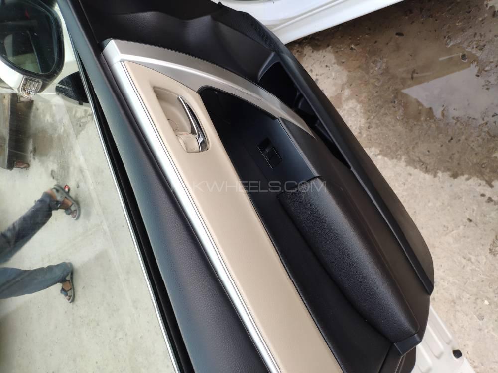 Toyota Corolla 2017 for Sale in Gujrat Toyota Corolla 2017 for Sale in Gujrat Image-7