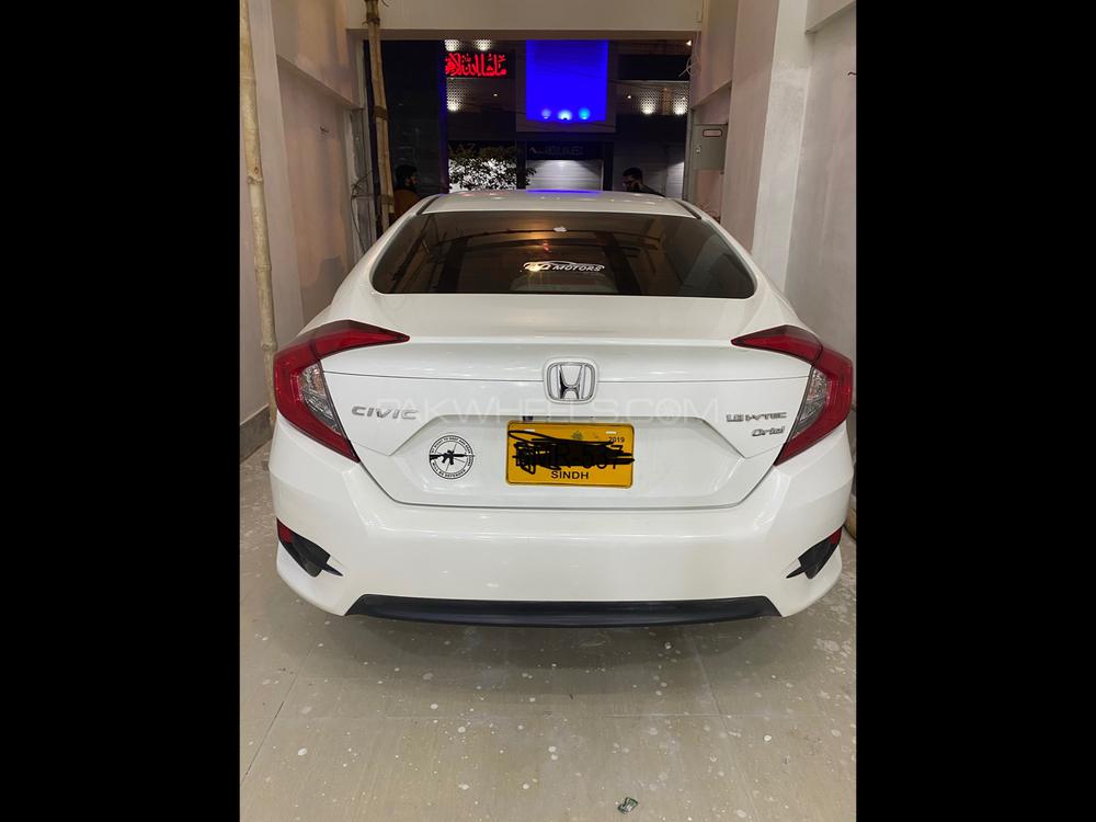 Honda Civic 2018 for Sale in Karachi Honda Civic 2018 for Sale in Karachi Image-2