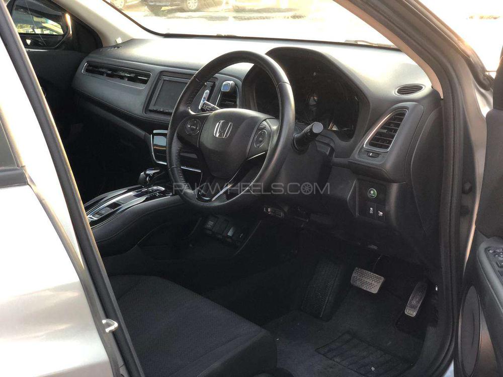 Honda Vezel 2015 for Sale in Rawalpindi Honda Vezel 2015 for Sale in Rawalpindi Image-8