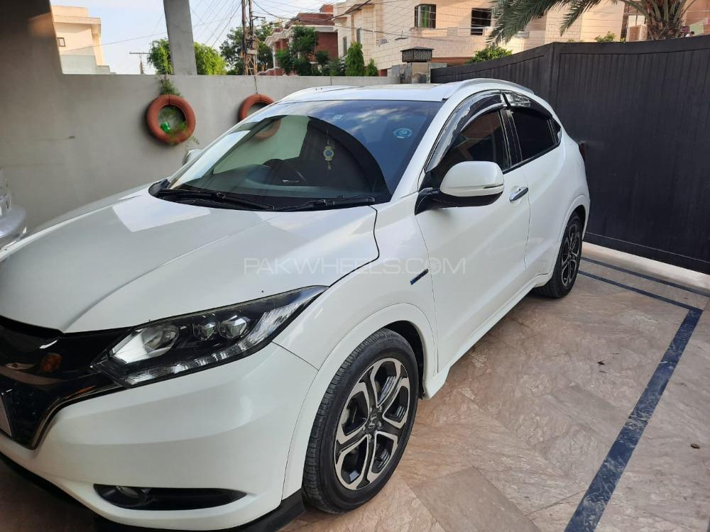 Honda Vezel 2014 for Sale in Lahore Honda Vezel 2014 for Sale in Lahore Image-7