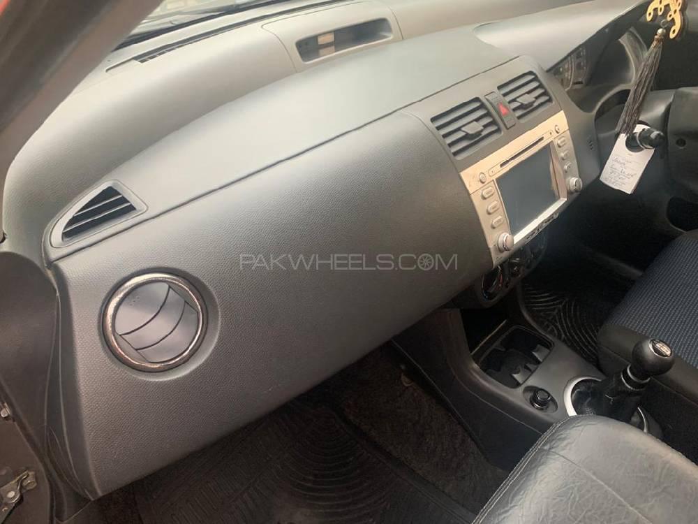 Suzuki Swift 2014 for Sale in Lahore Suzuki Swift 2014 for Sale in Lahore Image-3
