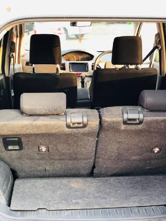 Daihatsu Move 2011 for Sale in Sargodha Daihatsu Move 2011 for Sale in Sargodha Image-9