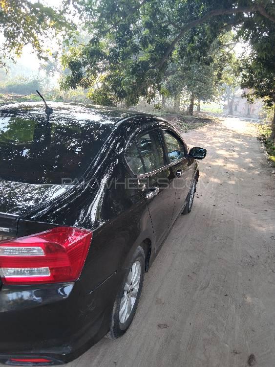 Honda City 2015 for Sale in Faisalabad Honda City 2015 for Sale in Faisalabad Image-5