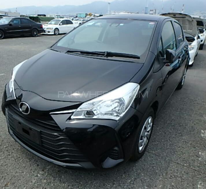 Toyota Vitz 2017 for Sale in Islamabad Image-1