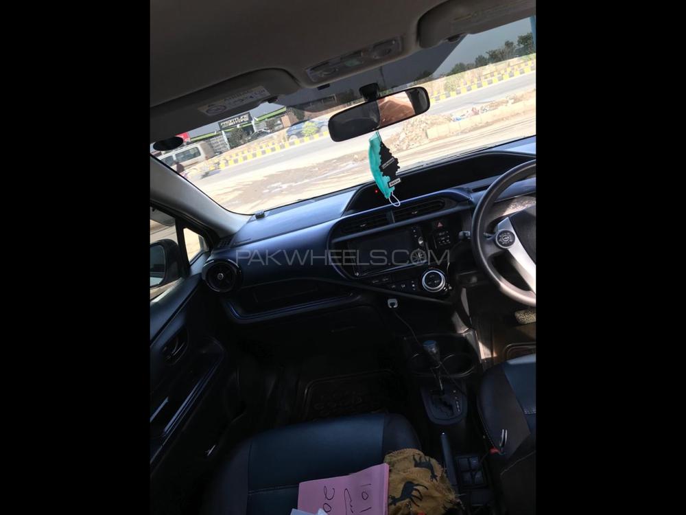 Toyota Aqua 2015 for Sale in Peshawar Image-1