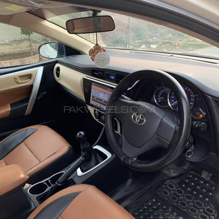 Toyota Corolla 2019 for Sale in Lahore Toyota Corolla 2019 for Sale in Lahore Image-8
