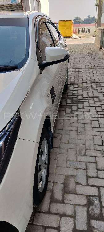 Toyota Corolla 2018 for Sale in Lahore Toyota Corolla 2018 for Sale in Lahore Image-4