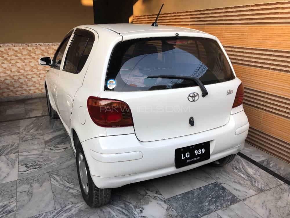 Toyota Vitz 2003 for Sale in Peshawar Image-1