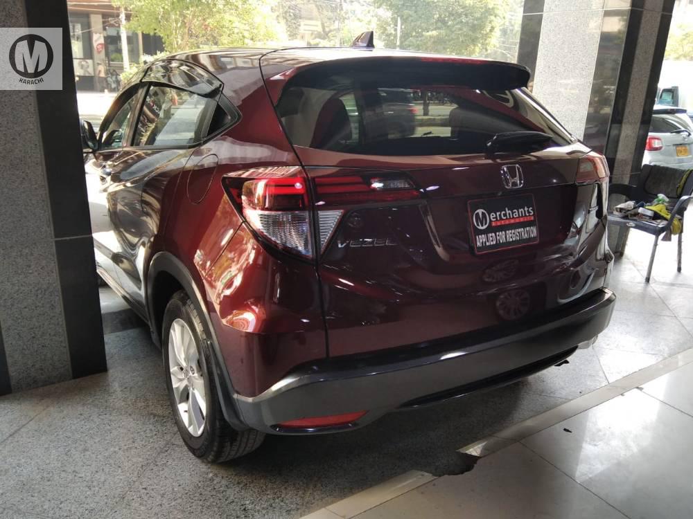 Honda Vezel 2015 for Sale in Karachi Honda Vezel 2015 for Sale in Karachi Image-18