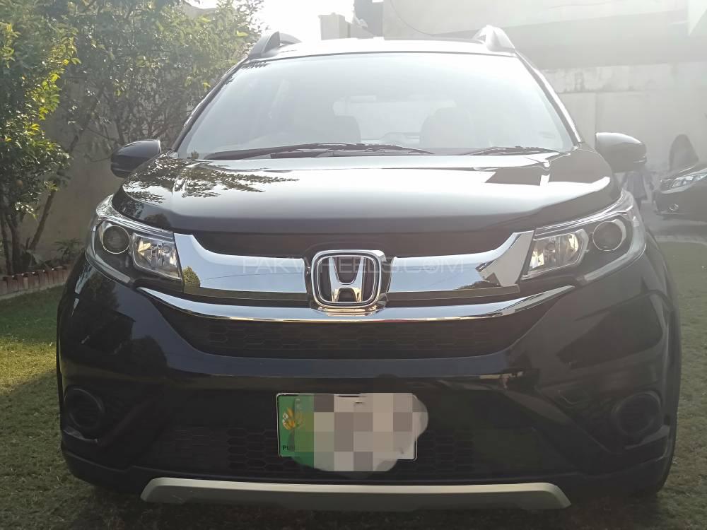 Honda BR-V 2018 for Sale in Lahore Image-1