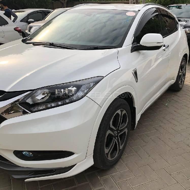 Honda Vezel 2016 for Sale in Karachi Image-1