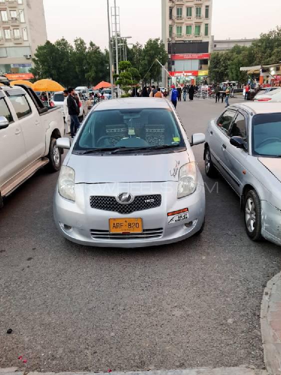 Toyota Vitz 2005 for Sale in Lahore Image-1