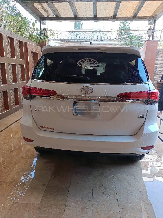 ٹویوٹا فورچیونر 2020 for Sale in گجرانوالہ ٹویوٹا فورچیونر 2020 for Sale in گجرانوالہ Image-6