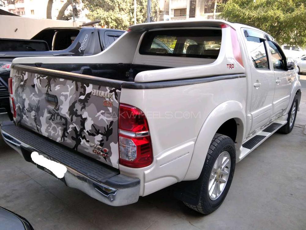 ٹویوٹا ہائیلکس 2014 for Sale in کراچی ٹویوٹا ہائیلکس 2014 for Sale in کراچی Image-12