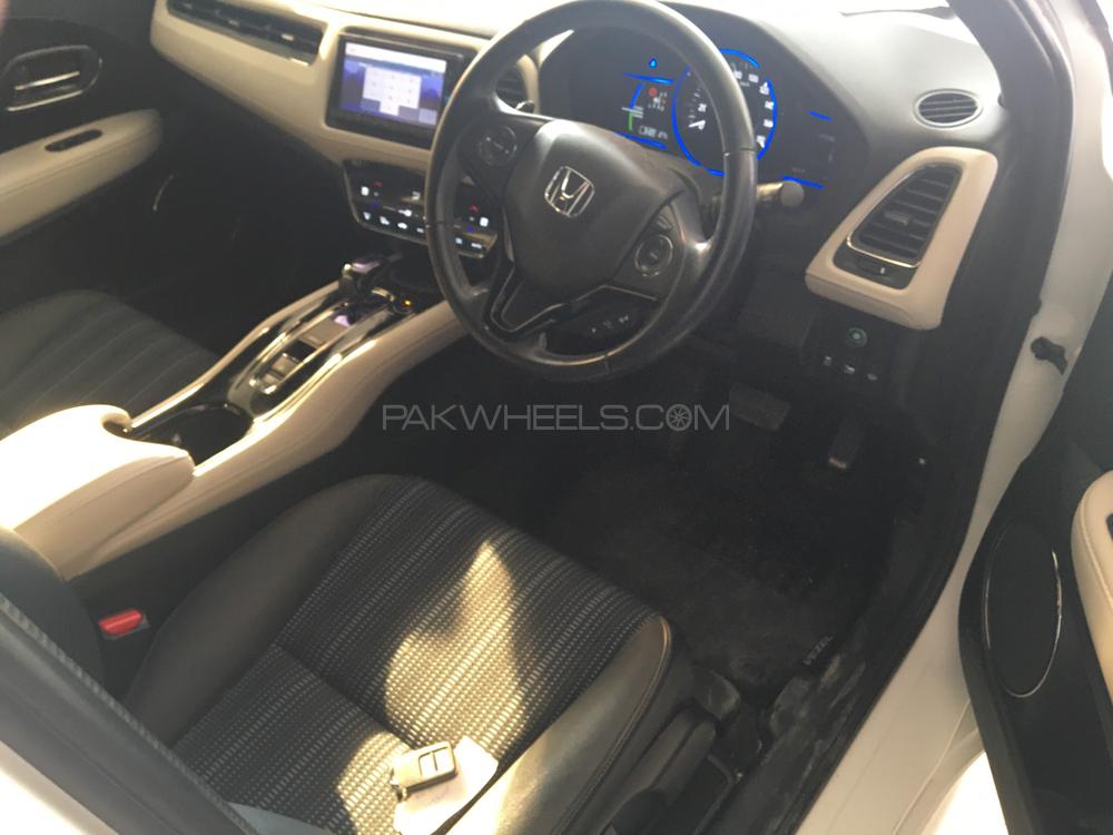 Honda Vezel 2016 for Sale in Karachi Honda Vezel 2016 for Sale in Karachi Image-6