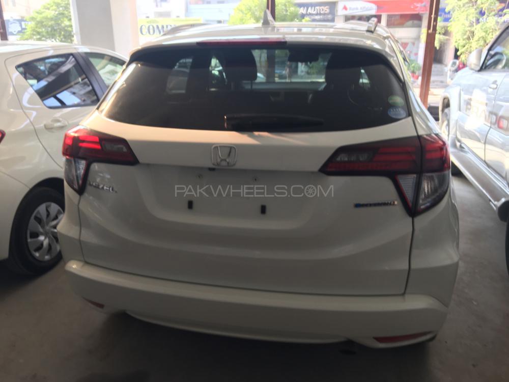 Honda Vezel 2016 for Sale in Karachi Honda Vezel 2016 for Sale in Karachi Image-12