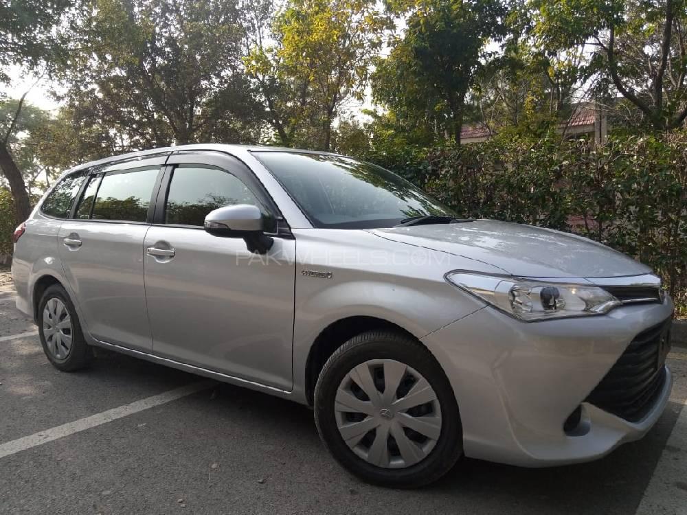Toyota Corolla Fielder 2018 for Sale in Islamabad Image-1