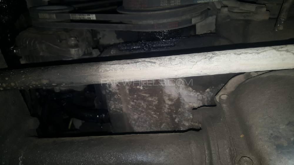 Mitsubishi Pajero 1990 for Sale in Kashmir Mitsubishi Pajero 1990 for Sale in Kashmir Image-8