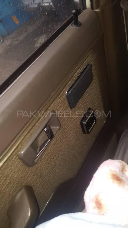 Mitsubishi Pajero 1990 for Sale in Kashmir Mitsubishi Pajero 1990 for Sale in Kashmir Image-5
