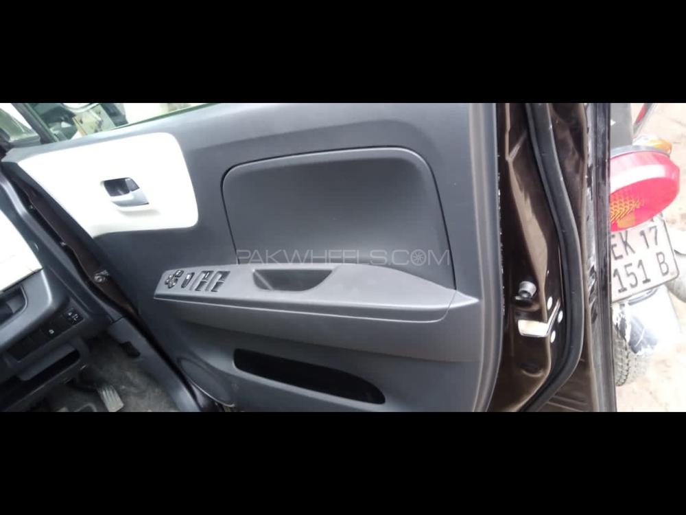 Suzuki MR Wagon 2015 for Sale in Lahore Suzuki MR Wagon 2015 for Sale in Lahore Image-7