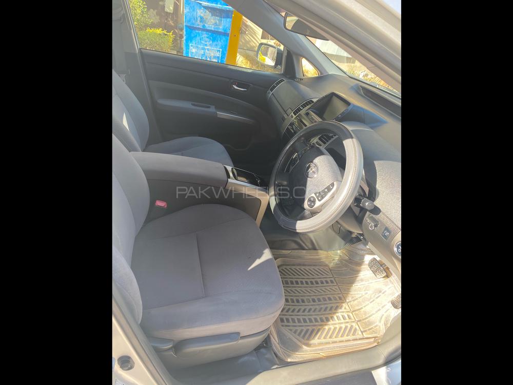 Toyota Prius 2011 for Sale in Islamabad Toyota Prius 2011 for Sale in Islamabad Image-7