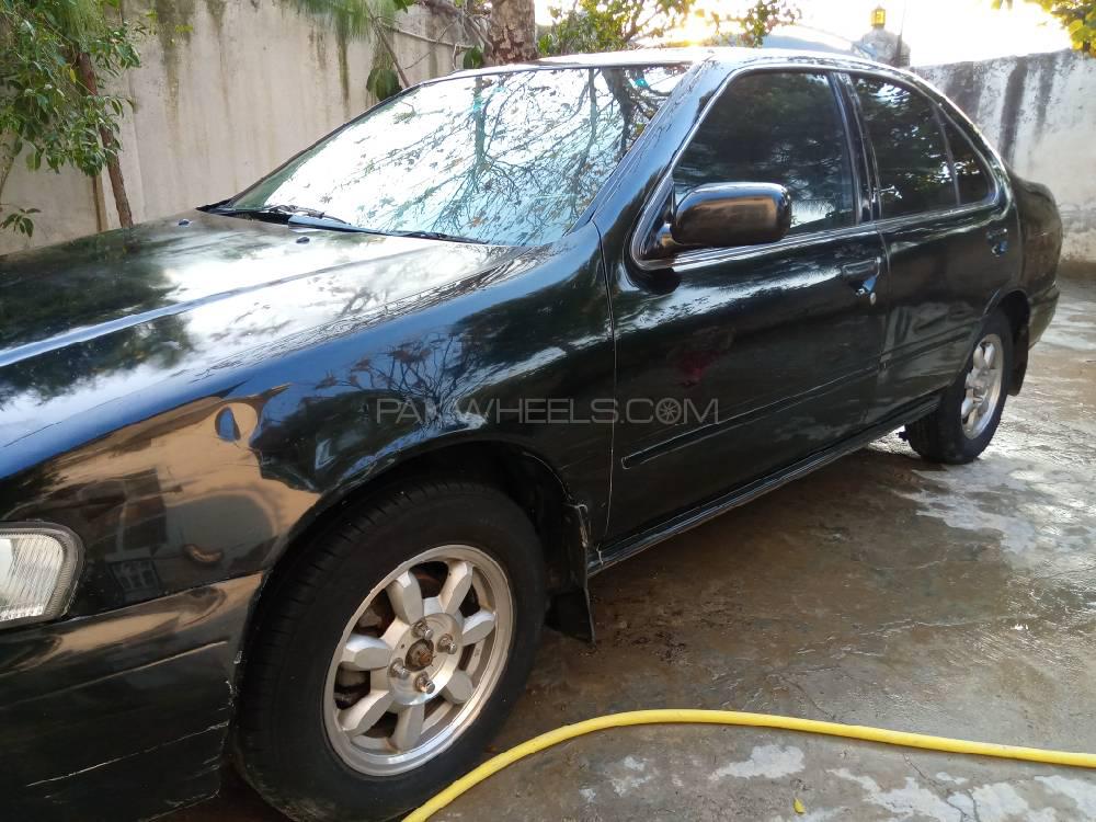 Nissan Sunny 2003 for Sale in Haripur Nissan Sunny 2003 for Sale in Haripur Image-3