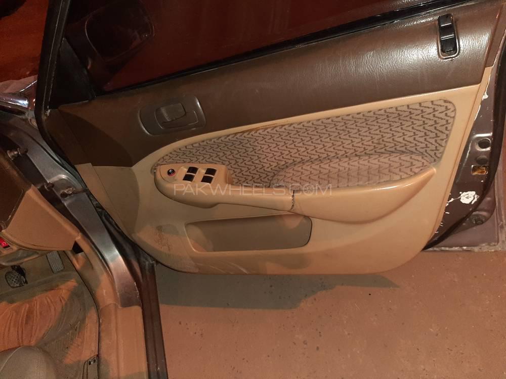 Honda Civic 2004 for Sale in Chakwal Honda Civic 2004 for Sale in Chakwal Image-12
