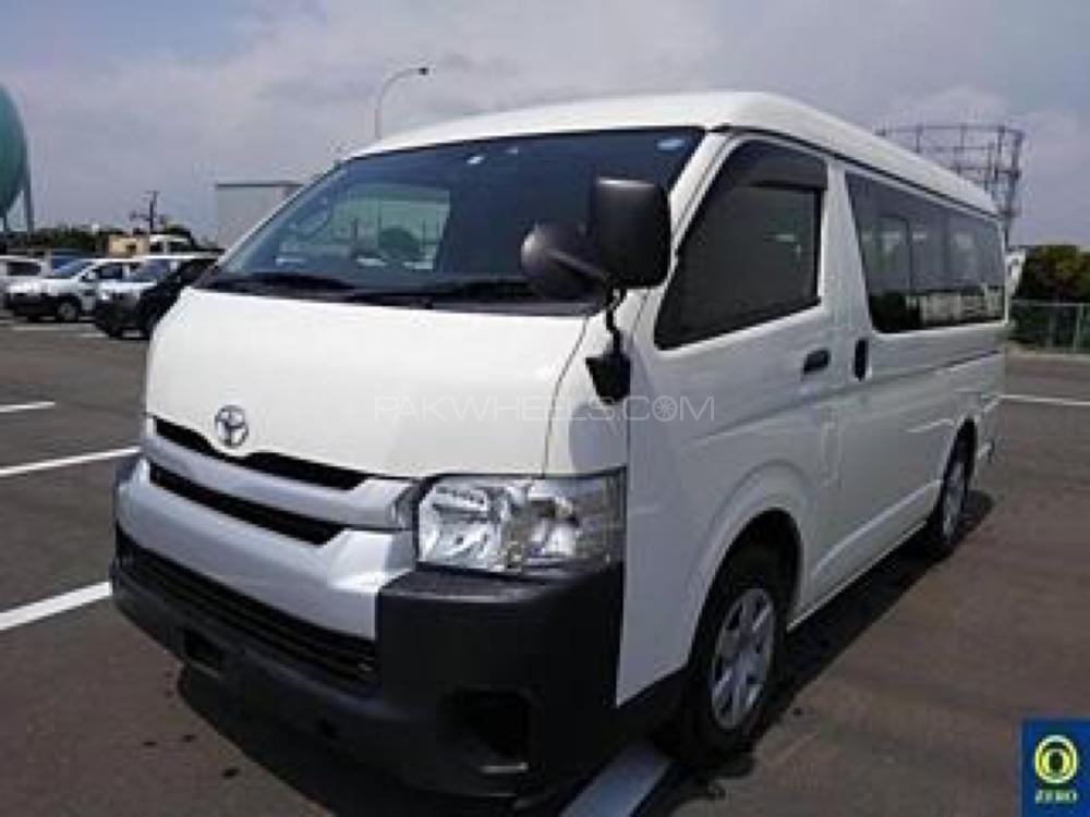 Toyota Hiace 2015 for Sale in Lahore Image-1