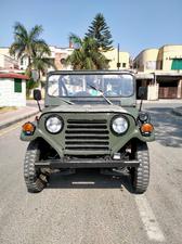 Jeep M 825 - 1988