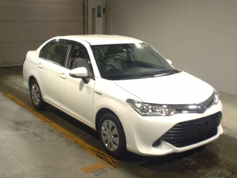 Toyota corolla axio 2016