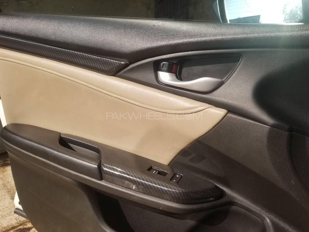 Honda Civic 2016 for Sale in Multan Honda Civic 2016 for Sale in Multan Image-6