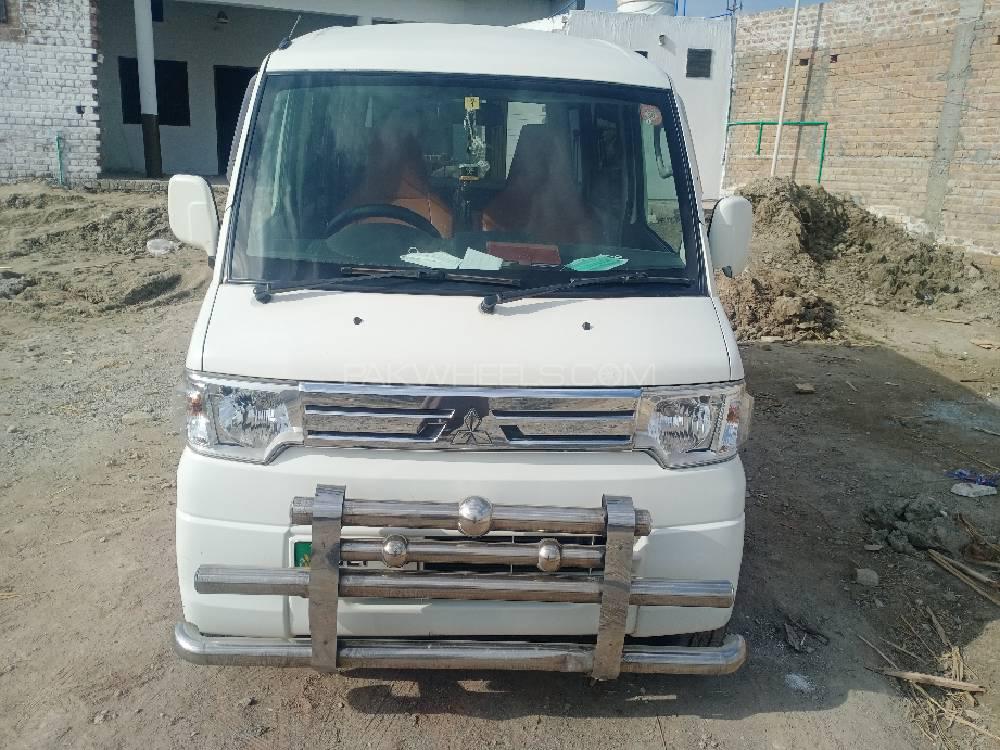 Mitsubishi Minicab 2013 for Sale in Peshawar Image-1