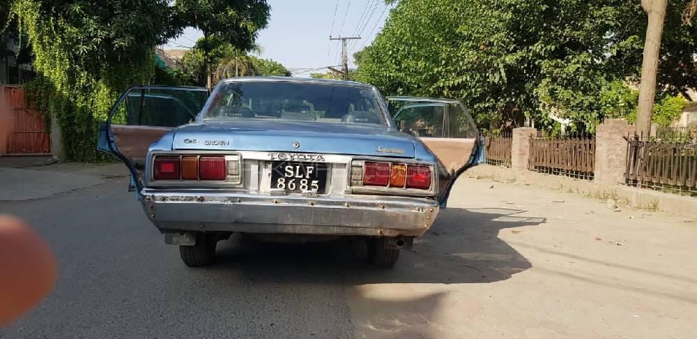 Toyota crown 1976