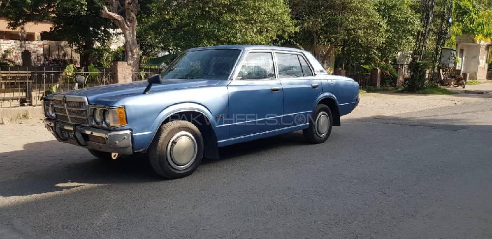 Toyota crown 1976