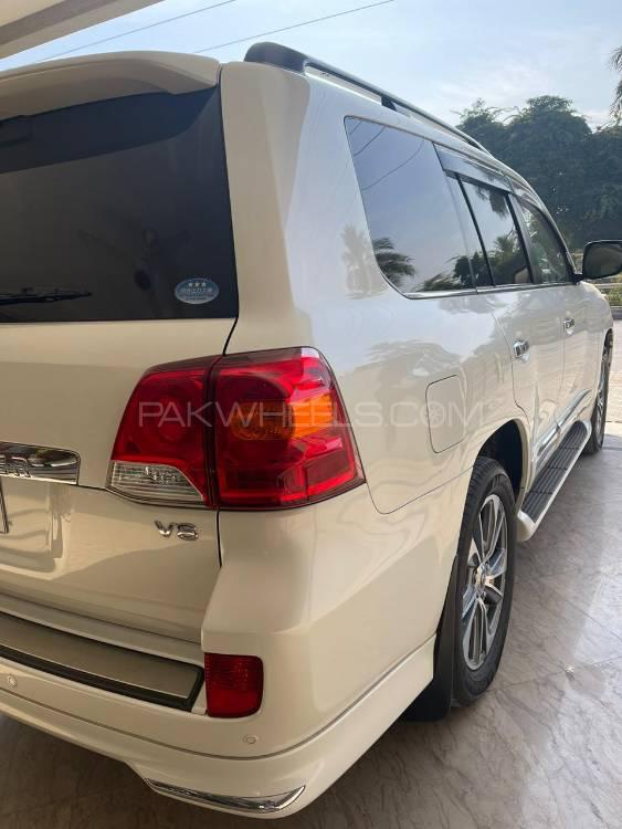 Toyota Land Cruiser 2013 for Sale in Islamabad Toyota Land Cruiser 2013 for Sale in Islamabad Image-10