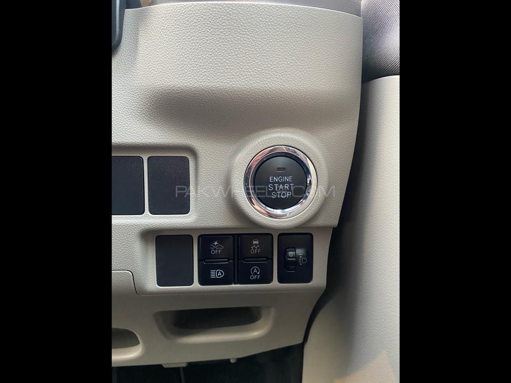 Daihatsu Cast 2017 for Sale in Lahore Daihatsu Cast 2017 for Sale in Lahore Image-16