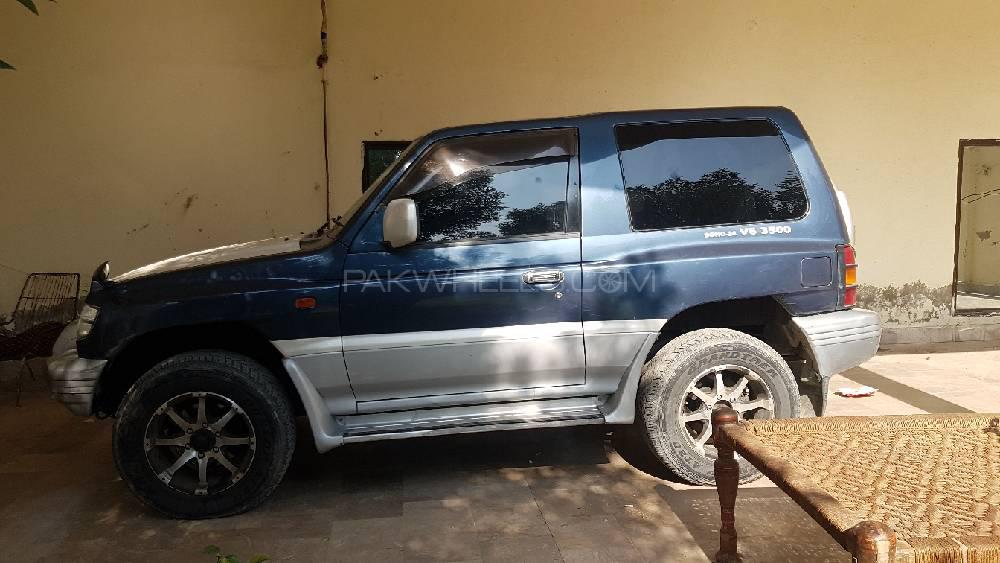 Mitsubishi Pajero 2002 for Sale in Multan Mitsubishi Pajero 2002 for Sale in Multan Image-10