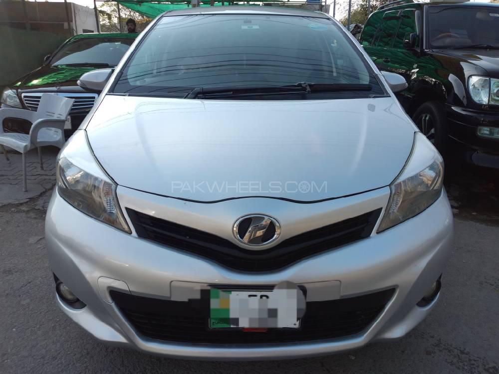Toyota Vitz 2011 for Sale in Lahore Image-1