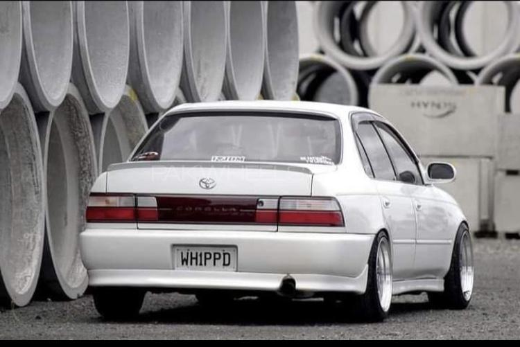Toyota Corolla - 1995  Toyota Corolla - 1995  Image-2