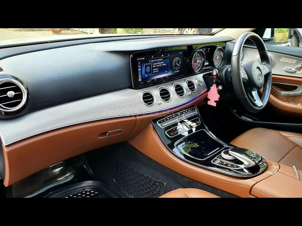Mercedes Benz E Class 2017 for Sale in Islamabad Mercedes Benz E Class 2017 for Sale in Islamabad Image-9