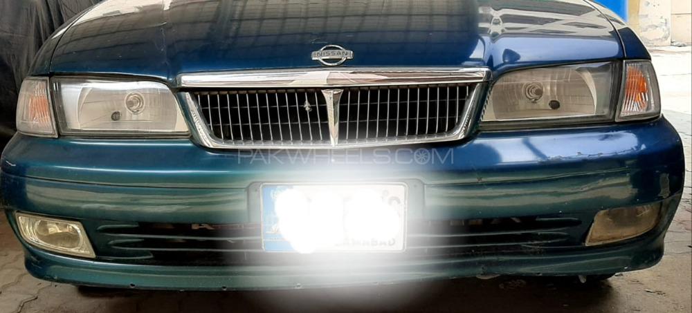 Nissan Sunny 2004 for Sale in Islamabad Image-1