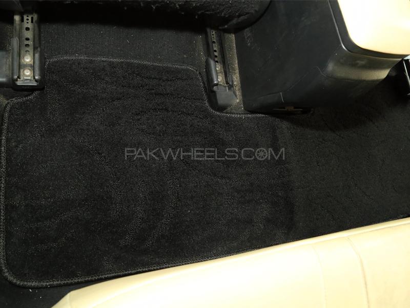 Toyota Vitz 2014-2020 Marflex Floor Mats Premium Black Toyota Vitz 2014-2020 Marflex Floor Mats Premium Black Image-2