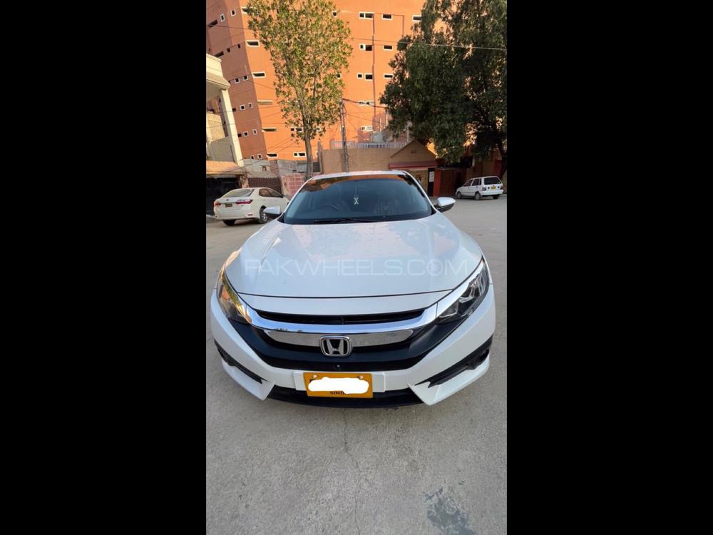 Honda Civic 2018 for Sale in Hyderabad Honda Civic 2018 for Sale in Hyderabad Image-8