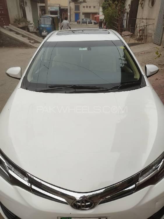 Toyota Corolla 2018 for Sale in Faisalabad Image-1