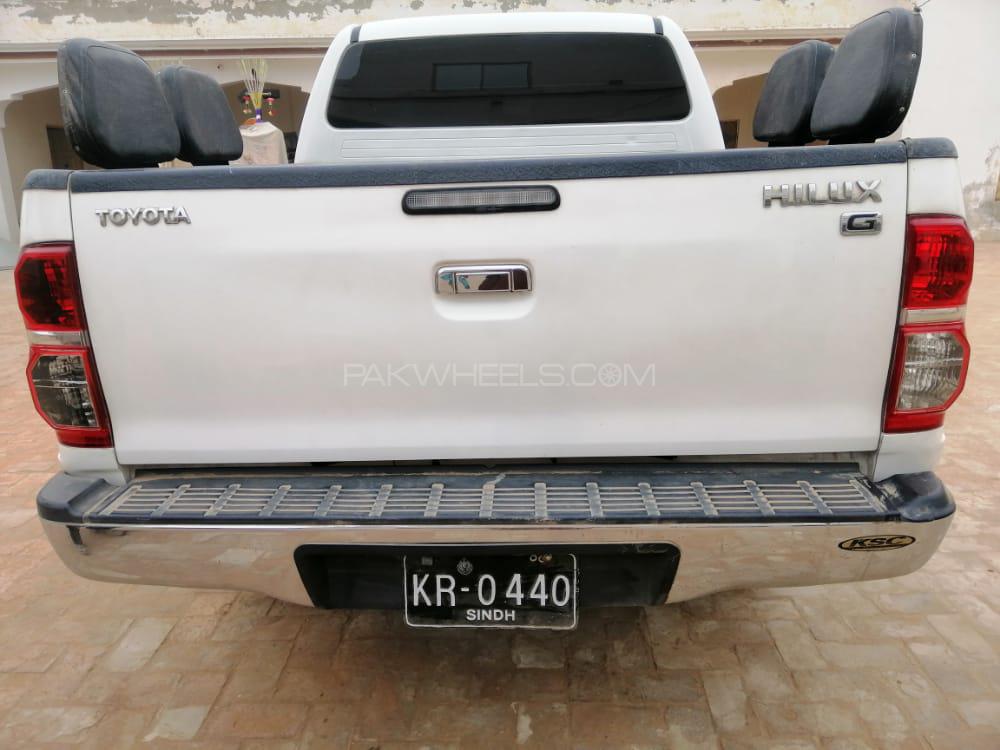 Toyota Hilux 2007 for Sale in Bahawalpur Toyota Hilux 2007 for Sale in Bahawalpur Image-12