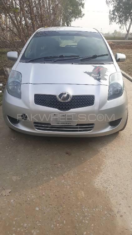 Toyota Vitz 2006 for Sale in Swabi Image-1