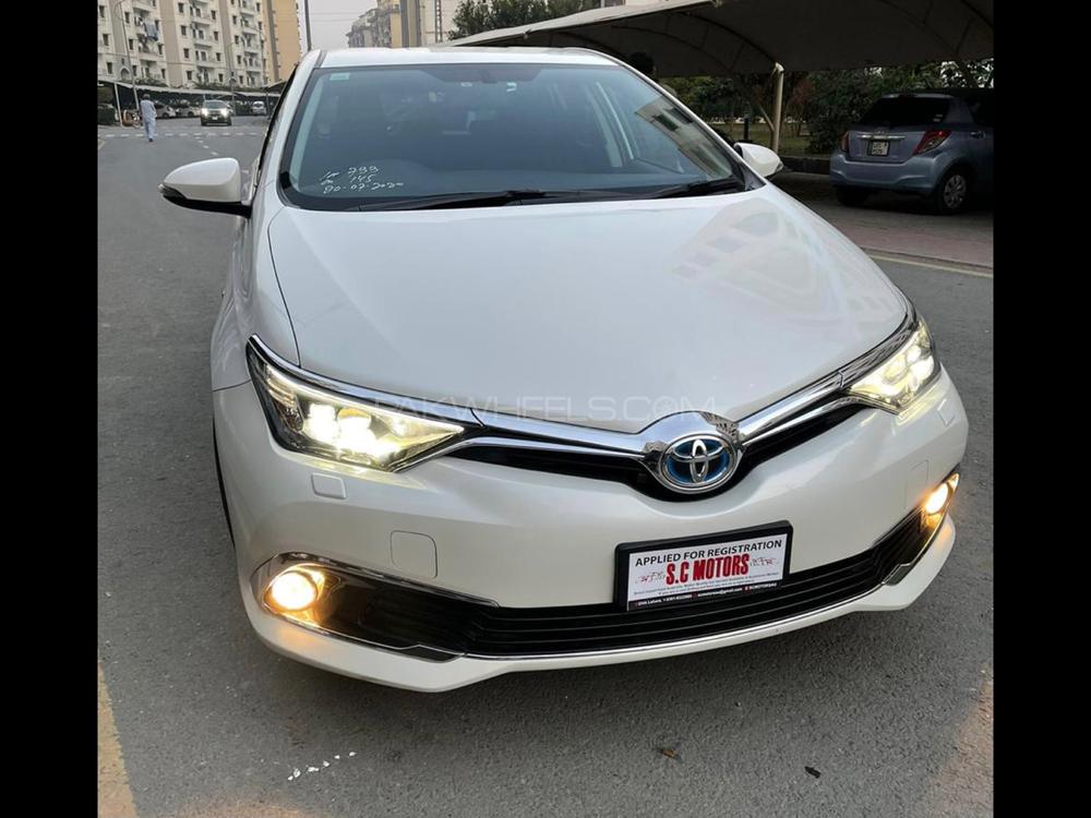Toyota Corolla 2017 for Sale in Lahore Image-1